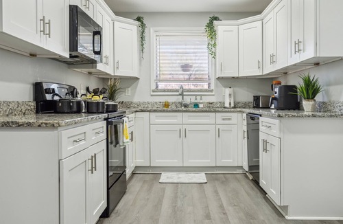 Cedar Hills House | Construction Workers Welcomed | NAS | I-295 Access