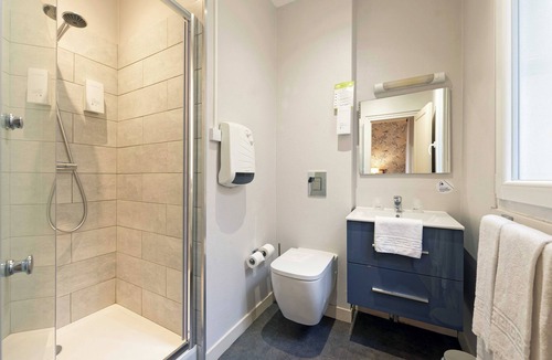 Autun Hotel | Contact Hôtel du Commerce et son restaurant Côte à Côte