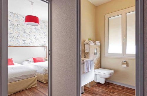 Autun Hotel | Contact Hôtel du Commerce et son restaurant Côte à Côte