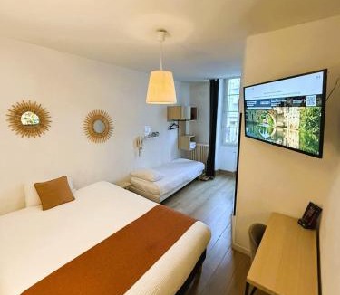 Villeneuve-sur-Lot Hotel | Contact Hôtel les Platanes Villeneuve sur Lot Centre