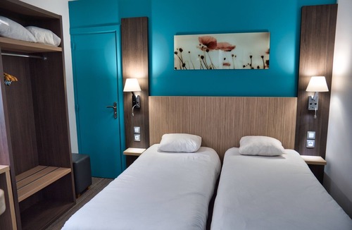 Cleon Hotel | Contact Hotel Le Seino Marin