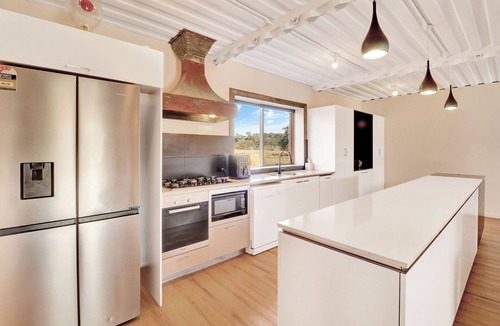 Mansfield House | Containers on Kidston