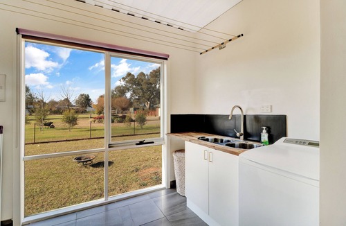 Mansfield House | Containers on Kidston