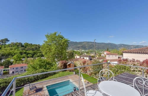 Saint-Jean Villa | Contemporary Villa with Pool & Jacuzzi