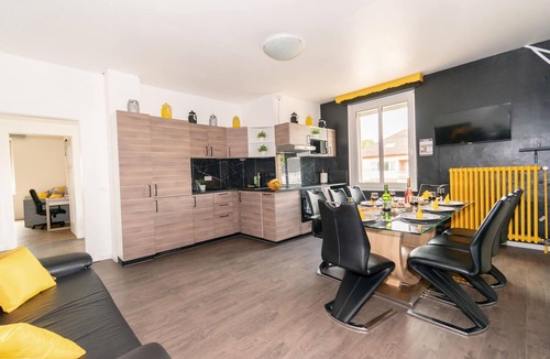 Puttelange-aux-Lacs Apartment | Contemporary Chic Apartment