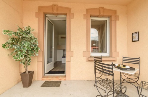 Puttelange-aux-Lacs Apartment | Contemporary Chic Apartment