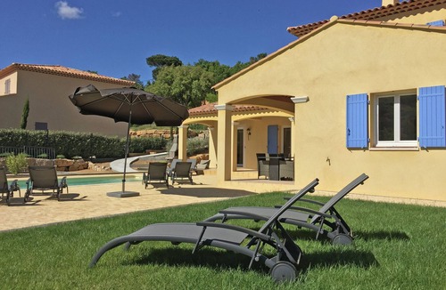 Plan-de-la-Tour House | Contemporary villa with pool