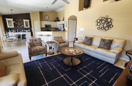 Sun Lakes House | Contemporary 2-bedroom house plus den in welcoming Sun Lakes Community