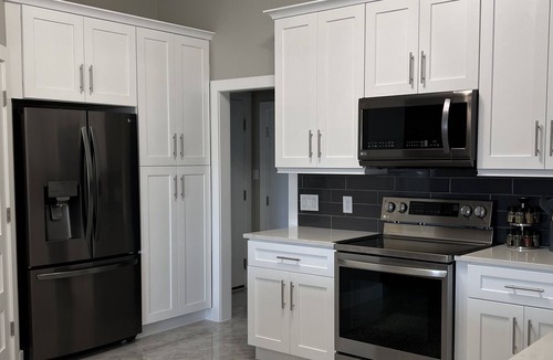 Lago Vista House | Contemporary 3 Bedroom Home with a View