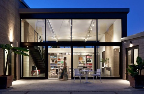 Shoreline West House | Contemporary Architectural Sanctuary