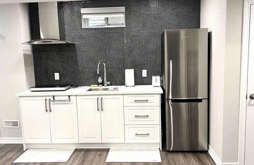 Halton Regional Municipality House | Contemporary Basement Suite.