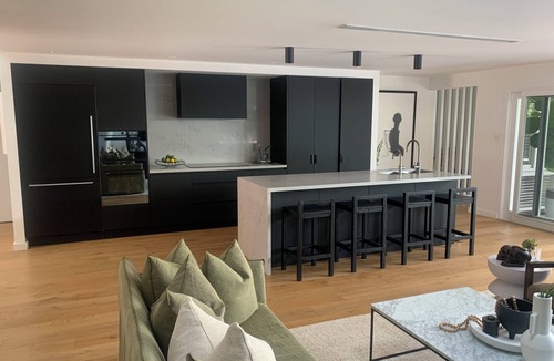 Avalon Beach House | Contemporary Beach House