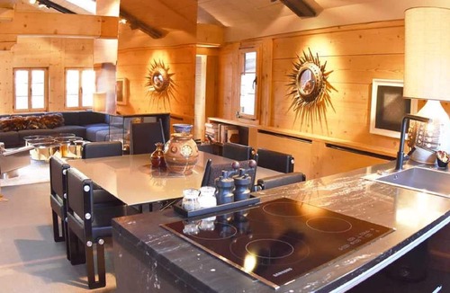 Saanen Ski Chalet | Contemporary Chic Centre village Saanen Chalet