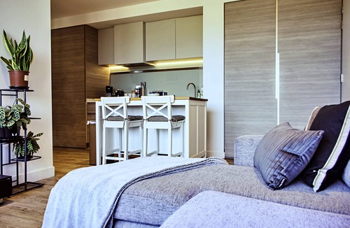 Footscray Apartment | Contemporary Comfort