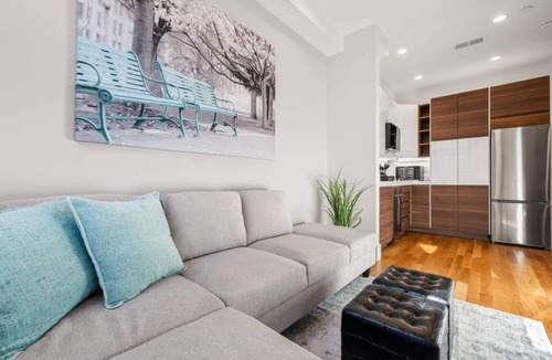 Fenway–Kenmore Apartment | Contemporary Cove + Family Friendly | Suite 10