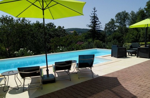 Pujols Apartment | Contemporary Spacious Poolside Apartment, PRIVATE POOL, enclosed garden