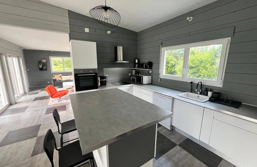 Roz-sur-Couesnon House | Contemporary house 8 pers Mont Saint Michel - Large plot, terrace & quiet area