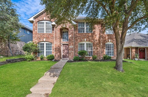 McKinney House | Contemporary home in the heart of McKinney