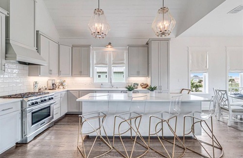 Cinnamon Shore House | Contemporary Home@Cinnamon Shore w/Private Dune Crossovers, Pools+More!