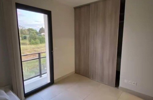 Bompas House | Contemporary house 10 minutes from the sea and 5 minutes from the town center.