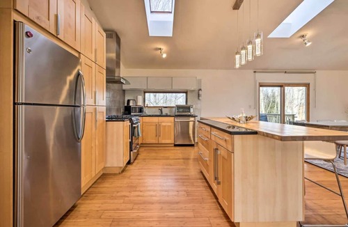 Tamiment House | Contemporary House in the Poconos - Monroe Co