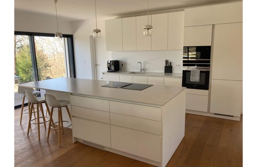 Pontacq House | Contemporary house with swimming pool in the Pau-Tarbes-Lourdes triangle