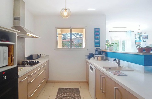 Eauze House | Contemporary house with pool and walled garden, downtown Eauze (Gers)