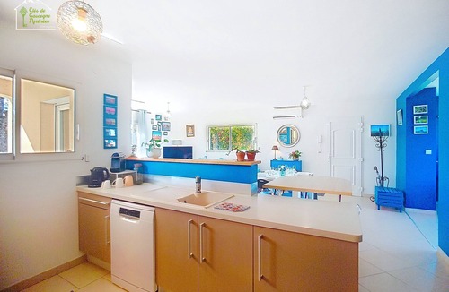 Eauze House | Contemporary house with pool and walled garden, downtown Eauze (Gers)