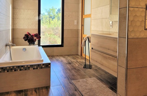 Ucel Villa | Contemporary house with panoramic pool