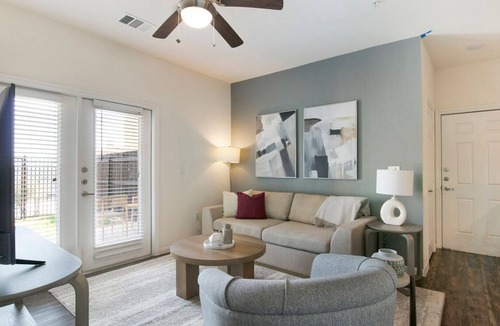 McNeil Apartment | Contemporary large 1BR, in unit Washer/Dryer, FREE parking with all amenities!