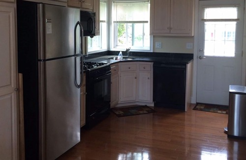 Westbrook Center Apartment | Contemporary Loft Apartment