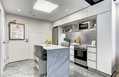 Shaughnessy Village Apartment | Contemporary Loft with All Amenities