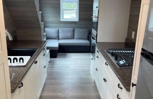Lindon House | Contemporary - Modern Tiny Home on the Lake