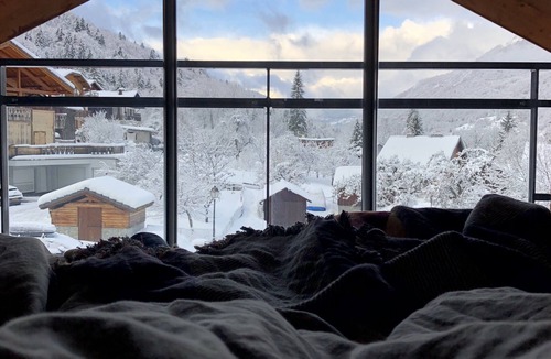 Bozel Ski Chalet | Contemporary Mountain Chalet