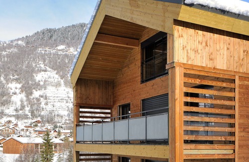 Bozel Ski Chalet | Contemporary Mountain Chalet