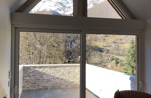 Cauterets Apartment | Contemporary mountain-style l'Isardère apartment