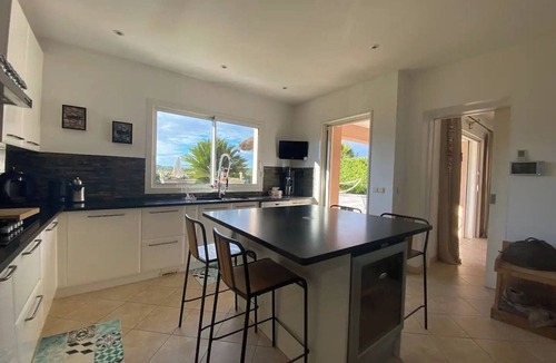 Biot Villa | Contemporary single-storey villa Biot