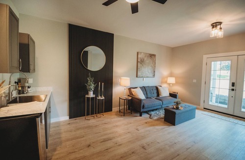 Bigfork Apartment | Contemporary Studio within Walking Distance of Downtown Bigfork!