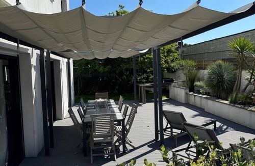 Surzur Villa | Contemporary villa ideally placed