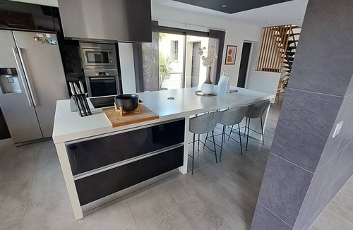 Montbazin Villa | Contemporary villa in a charming listed village