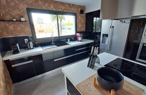 Montbazin Villa | Contemporary villa in a charming listed village