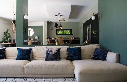Sommieres Villa | Contemporary villa with pool, garden & walkable village