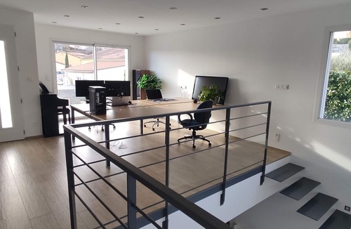 Alissas Villa | Contemporary villa with private jacuzzi