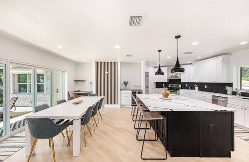 Jungle Terrace House | Contemporary Waterfront Oasis w/Infinity Pool & Open Bay Views - Sleeps 8+