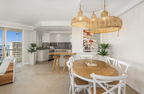 Main Beach Apartment | Contessa Queen - Main Beach