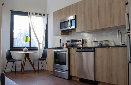 Center City Apartment | Continental Congress Loft at The Kestrel