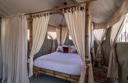Velada Cabin | Continental Tent | El Toril Glamping Experience