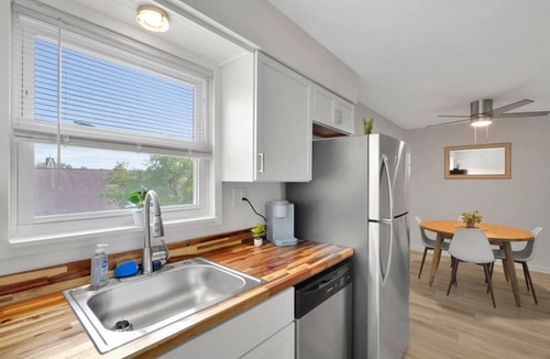 Newburgh Apartment | Contract Worker Paradise!
