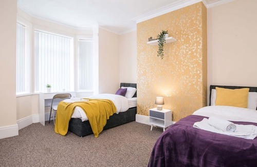 Coventry House | Contractor 4-Bed House in Coventry