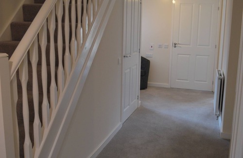 Newborough House | Contractor Accommodation - Sleeps 7 - Peterborough